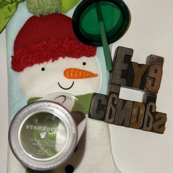 🧋🧜‍♀️STARBUCKS 2022 Holiday Sweater Weave Red 16 oz. Insulated TravelTumbler - Picture 5 of 8